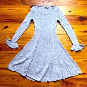 Gap Grey Knit Flare Sleeve Sweater Dress, EUC, PXS